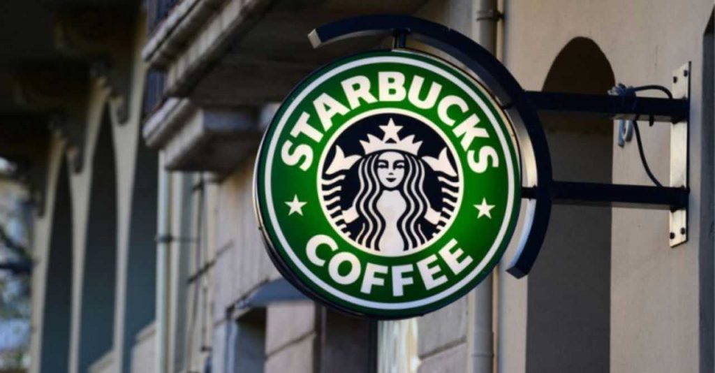 Starbucks «за» криптовалюту, но продавать кофе за нее пока н …